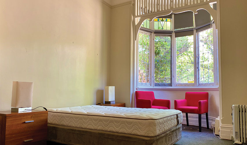 Royal Parade Trinity College bedroom