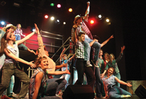 IMG 5643 Stage musical 206x140