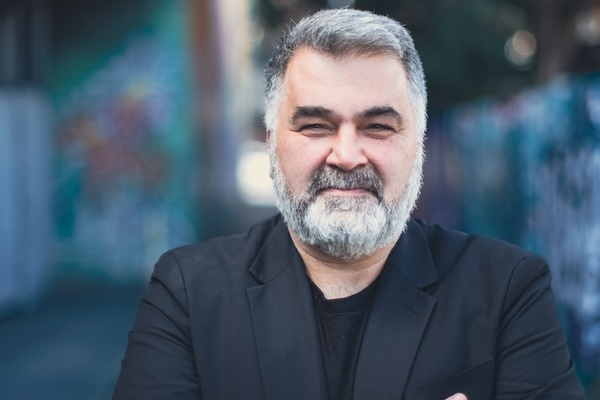 Kon Karapanagiotidis